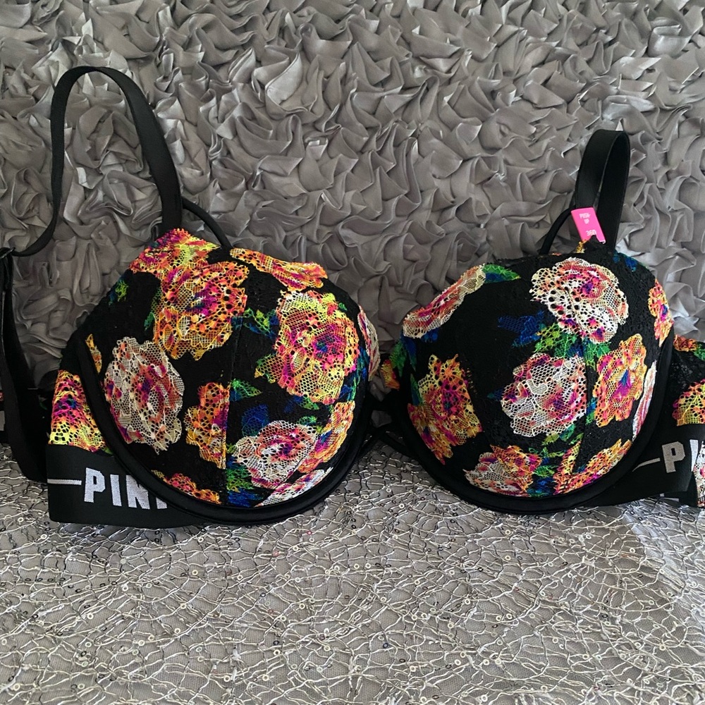 Beautiful  black whit flowers push up bra size 36D